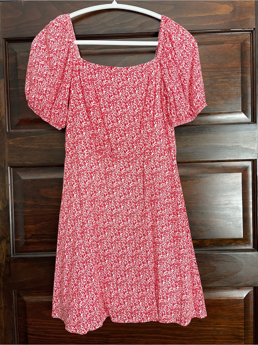 Mi Ami For Francesca’s Red & White Floral Square Neck Puff Sleeve Mini Dress